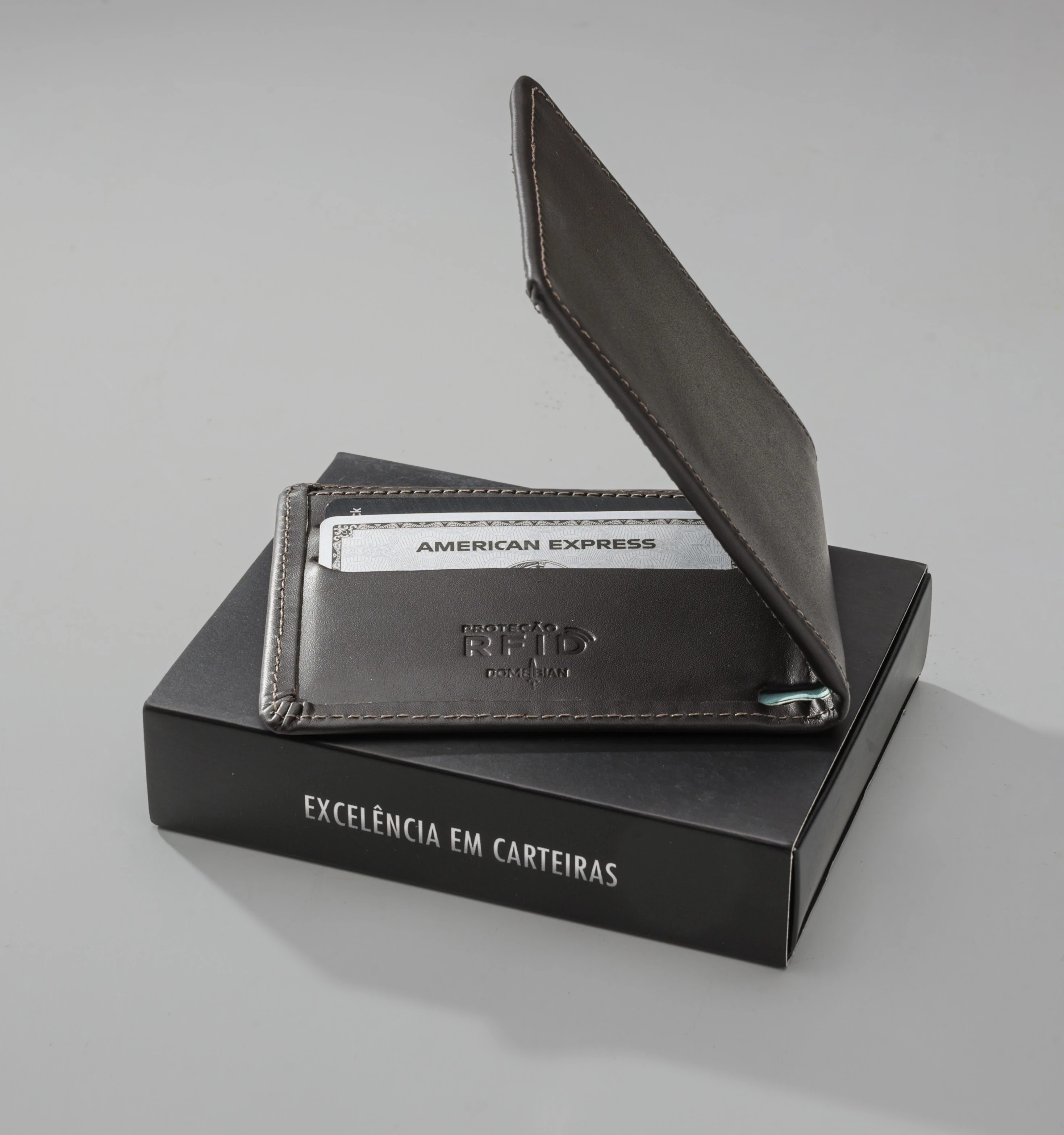 CARTEIRA MASCULINA ANTIFURTO EM COURO LEGÍTIMO CHOCOLATE ROMA